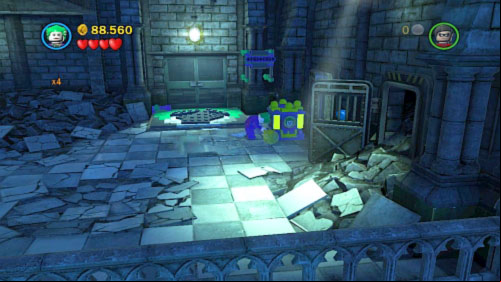 #04 - In location with leaking water, move to the right and open box with Joker - Asylum Assignment | Minikits - Minikits - LEGO Batman 2: DC Super Heroes Game Guide & Walkthrough