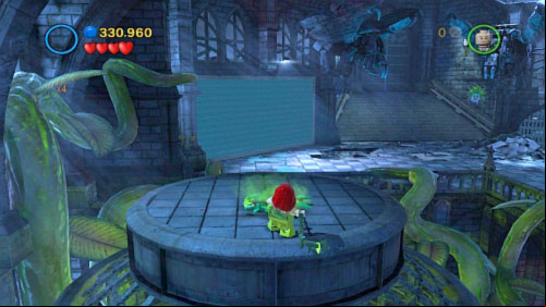 #10 - In this same location move to the platform on the left top corner and use Poison Ivy on the plant on the floor - Asylum Assignment | Minikits - Minikits - LEGO Batman 2: DC Super Heroes Game Guide & Walkthrough