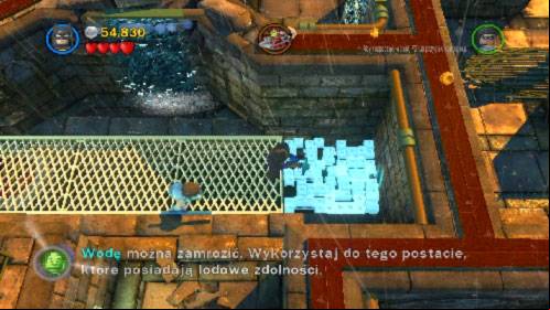 Wear bat suit again and continue along labyrinth until you get to the floor grate - Arkham Asylum Antics | Walkthrough - Walkthrough - LEGO Batman 2: DC Super Heroes Game Guide & Walkthrough
