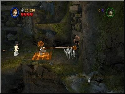 On the other side use the whip on the highlighted place - Chapter 1 - The Lost Temple - part 2 - Riders of the Lost Ark - LEGO Indiana Jones: The Original Adventures - Game Guide and Walkthrough
