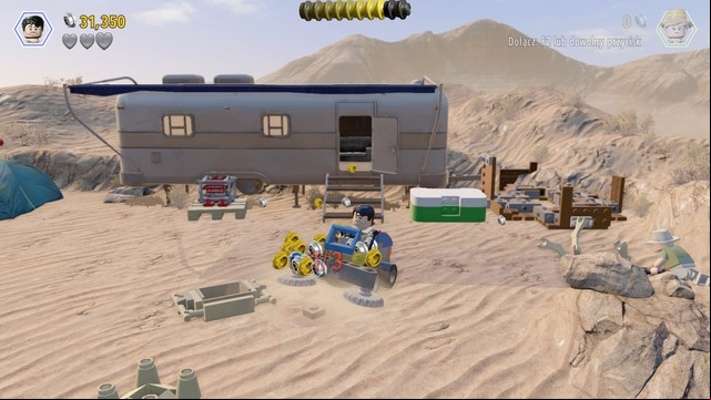 Use that vehicle to ride on the piles of ground visible on the picture above - Prologue | Jurassic Park - secrets - Jurassic Park - secrets (missions) - LEGO Jurassic World Game Guide & Walkthrough