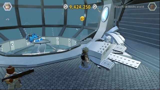 First golden brick can be found after walking inside the arena - Mosasaurus Arena | Jurassic World - secrets in free roam - Jurassic World - secrets in free roam - LEGO Jurassic World Game Guide & Walkthrough