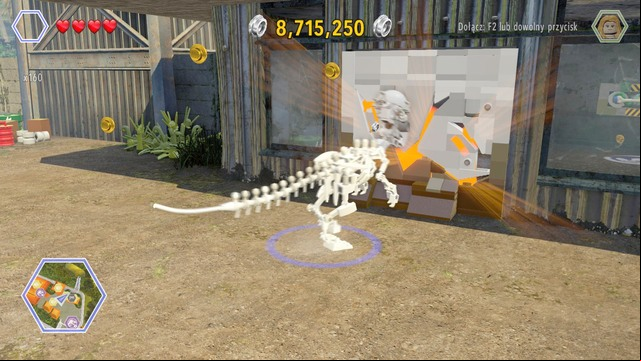 First golden brick can be found in the garage - Communications Center | Jurassic Park - The Lost World - secrets in free roam - Jurassic Park - The Lost World - secrets in free roam - LEGO Jurassic World Game Guide & Walkthrough