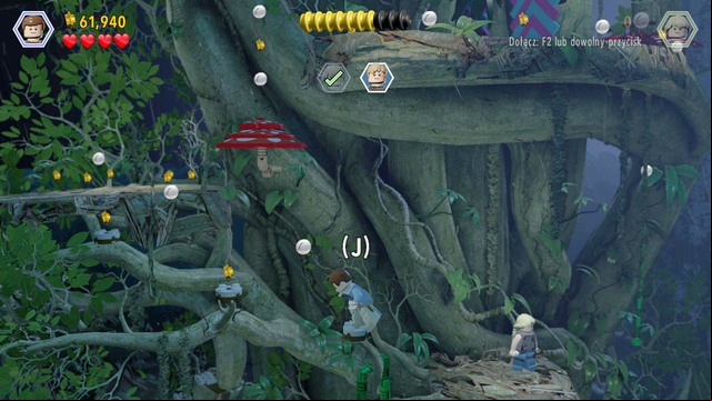 Keep taking jumps to get up and, after you get there, switch to Murphy and throw the ball at another target - Park Shutdown | Jurassic Park - walkthrough - Jurassic Park - walkthrough - LEGO Jurassic World Game Guide & Walkthrough