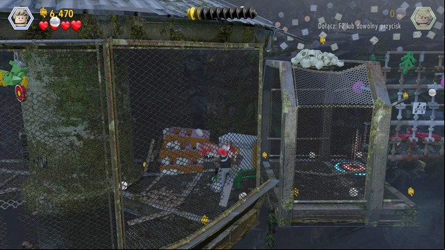 While at the other side, smash the brown containers and use the bricks to build a bridge for the rest - Birdcage | Jurassic Park III - walkthrough - Jurassic Park III - walkthrough - LEGO Jurassic World Game Guide & Walkthrough
