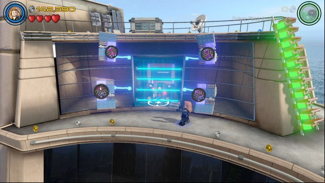 Switch your character to Black Widow when the action moves to Hulk and shoot all four shields shown on the picture - Earths Mightiest - Walkthrough - LEGO Marvels Avengers - Game Guide and Walkthrough