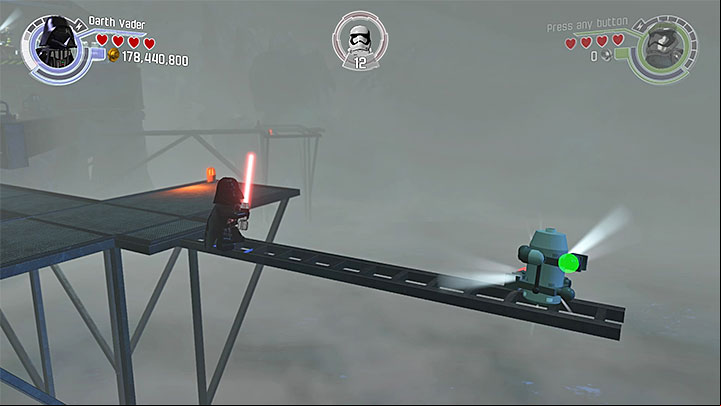 Carefully walk through the metal construction in order to reach the minikit - The Crimson Corsair | Minikits and red bricks - Minikits and red LEGO bricks - LEGO Star Wars: The Force Awakens Game Guide