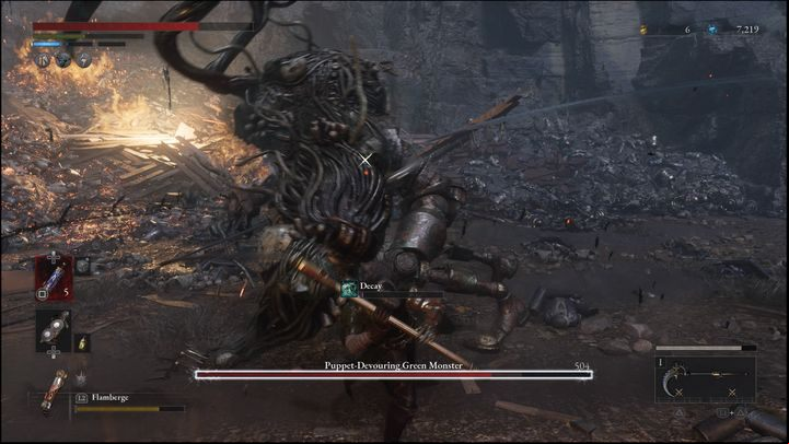 If the Puppet-Devouring Green Monster starts charging at you, he will also perform two quick horizontal attacks - Lies of P: How to defeat Green Monster of the Swamp/Puppet-Devouring Green Monster? - Main - Lies of P Guide