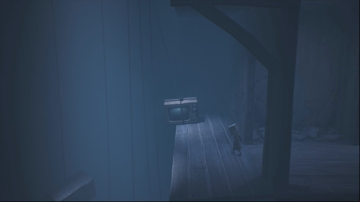 Once at the top, you must turn left - Little Nightmares 2: Road to the Orphanage - Chapter 2 walkthrough - Chapter 2 - Orphanage - Little Nightmares 2 Guide