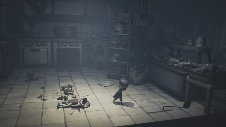 Wearing your opponent's head, you can walk safely through the surrounding area - Little Nightmares 2: Kitchen - Chapter 2 Orphanage walkthrough - Chapter 2 - Orphanage - Little Nightmares 2 Guide