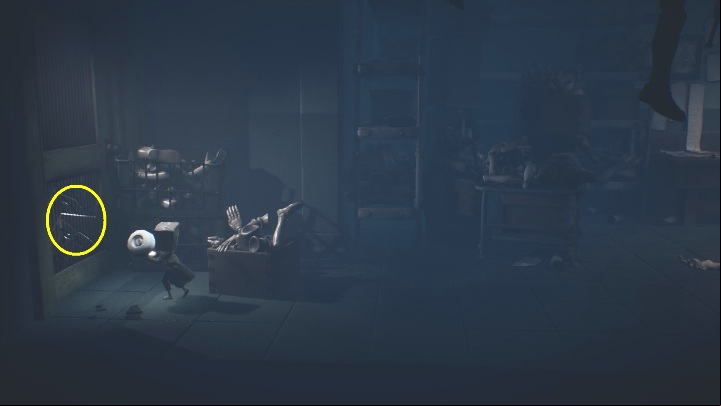 Then destroy the glass in the door - Little Nightmares 2: Fuses - Chapter 3 Hospital walkthrough - Chapter 3 - Hospital - Little Nightmares 2 Guide