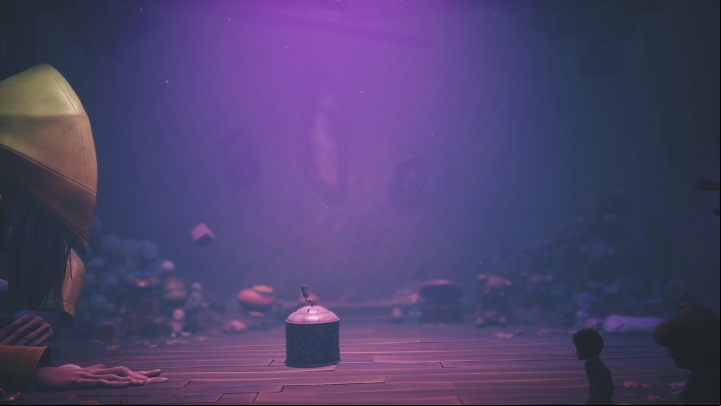 The sequence with Six is quite unusual - Little Nightmares 2: Six - Chapter 5 walkthrough - Chapter 5 - The Signal Tower - Little Nightmares 2 Guide