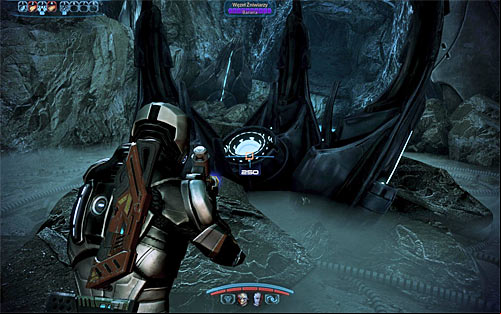 Eventually you will see Krogans fighting in the distance and despite what it might look like, you dont need to rush to help them - Mass Effect 3: Attican Traverse, The Rachni - walkthrough - Main Missions - Mass Effect 3 Guide