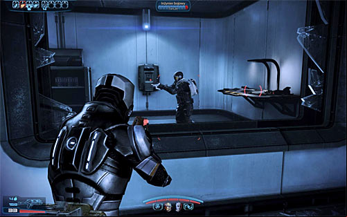Dont leave this area right away, because you can find a couple of valuable objects here - Mass Effect 3: Priority, The Citadel #2 - walkthrough - Main Missions - Mass Effect 3 Guide