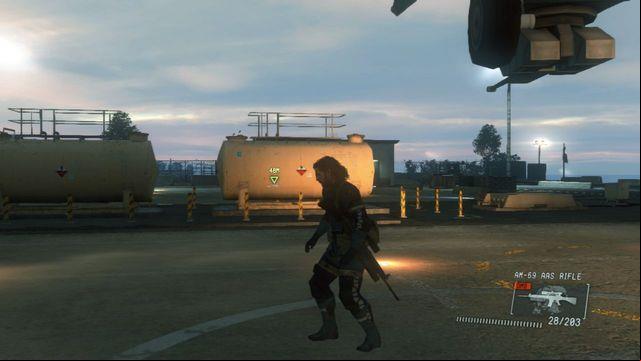 Make your way to the target and cover him - Intel Operative Rescue - Side Ops and Extra Ops - Metal Gear Solid V: Ground Zeroes - Game Guide and Walkthrough