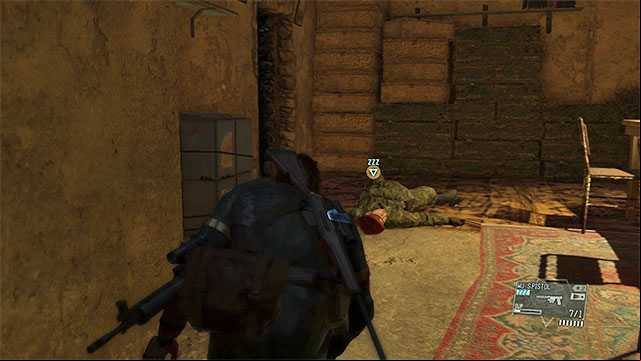 It is good to use a pistol to put the officers to sleep. - Exfiltrating enemy commanders | Walkthrough - Mission 7 - Red Brass - Metal Gear Solid V: The Phantom Pain Game Guide & Walkthrough