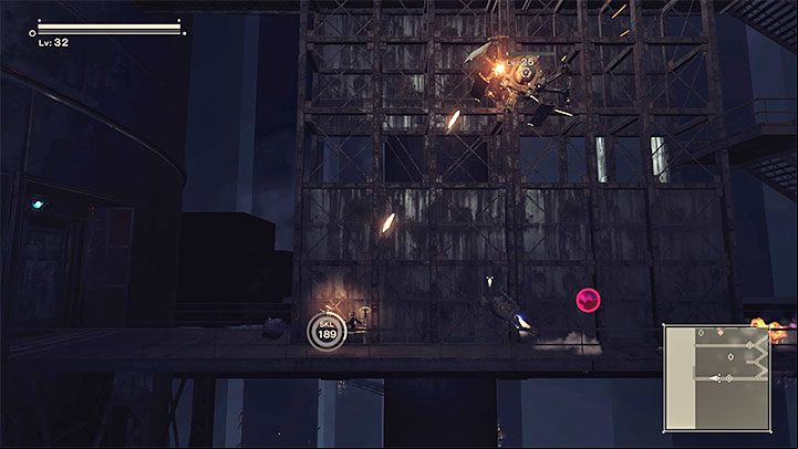 In the next section, the spider-shaped machine will be attached to the wall and you can attack it from a distance or just quickly continue running - NieR Automata: Chapter 2, Route A - walkthrough - Route A - NieR Automata Guide