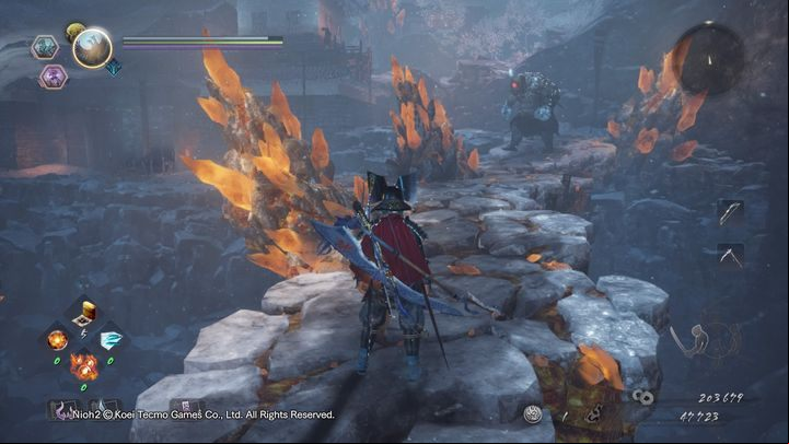 Rokurokubi guards the age at the stairs, watch for his long-range attacks - The Hollow Fortress | NiOh 2 Walkthrough - Main missions - NiOh 2 Guide
