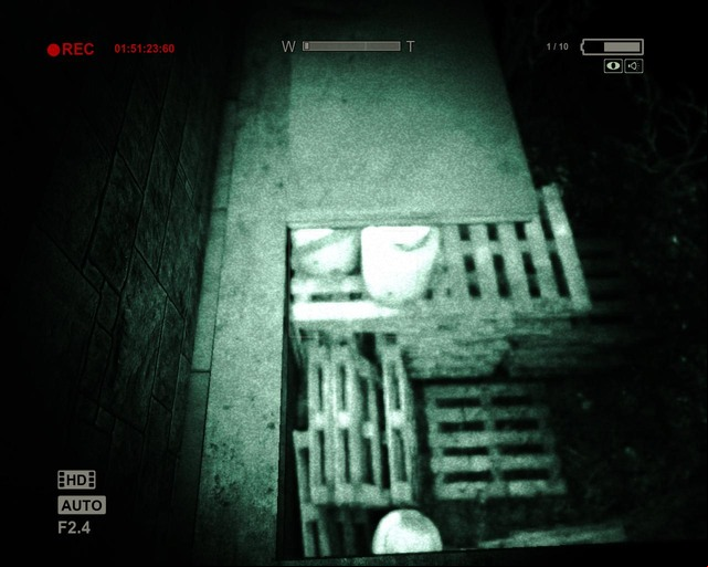 The view on the wooden boxes you just climbed up on - Courtyard | Walkthrough - Walkthrough - Outlast Game Guide & Walkthrough