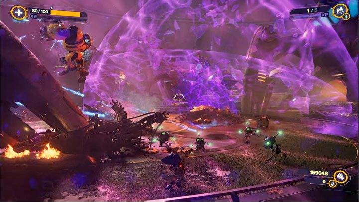 After Nefarious loses his entire health bar he will summon a large amount of reinforcements - Ratchet & Clank Rift Apart: Begin the finale and defeat the final boss - walkthrough - Final confrontation - Ratchet & Clank Rift Apart Guide