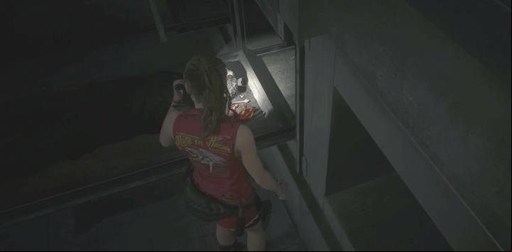 You will enter a police parking garage - The Parking Garage - Claire | Police station in Resident Evil 2 - Claires path - Resident Evil 2 Guide