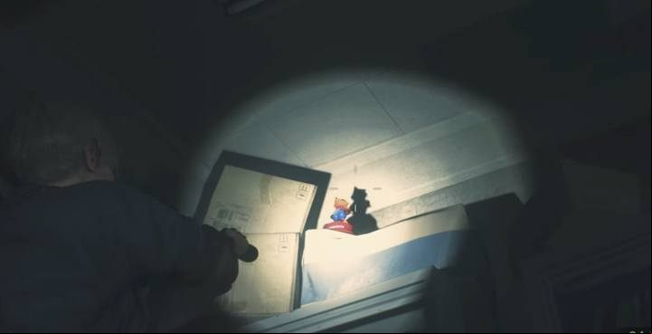 Figurine #1. - Where to find all Mr. Raccoons in Resident Evil 2? - FAQ - Resident Evil 2 Guide