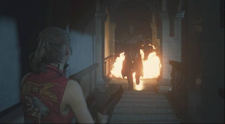 The Tyrant will chase you around the police station. - How to defeat or avoid Tyrant in Resident Evil 2? - FAQ - Resident Evil 2 Guide