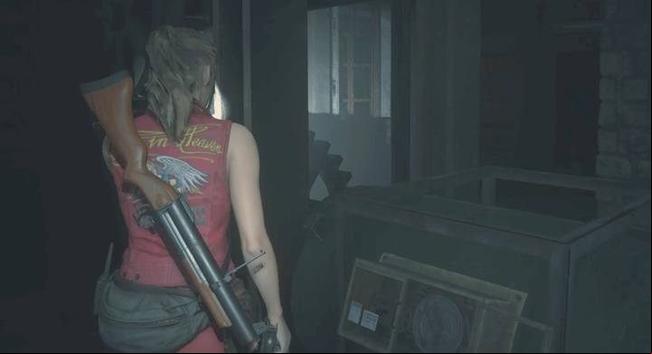 Place the small gear into the mechanism on the floor below - Escaping from the police station | Police station in Resident Evil 2 - Leons path - Resident Evil 2 Guide