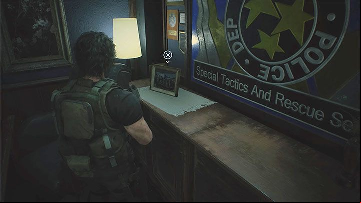 Collect as many items as possible from the office - Resident Evil 3: Police station walkthrough - Story walkthrough - Resident Evil 3 Guide