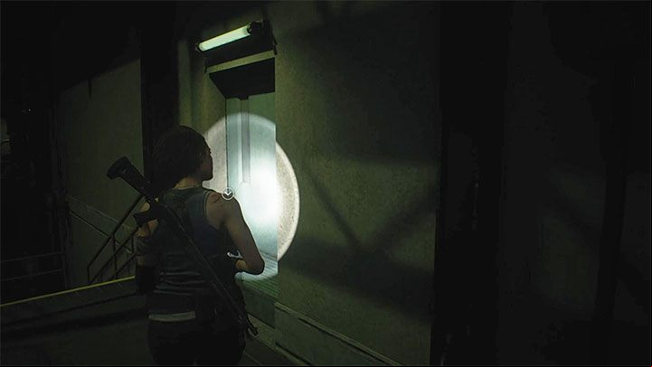 You must now turn around and return to the east end of the warehouse where you used the stairs - Resident Evil 3: Underground Storage walkthrough - Story walkthrough - Resident Evil 3 Guide