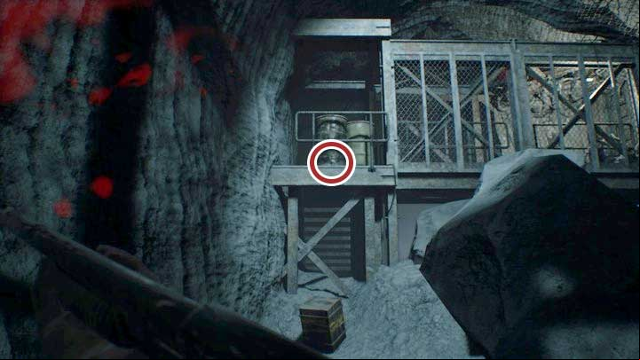 The second statuette can be collected before entering the lab. - Resident Evil 7: Salt Mines - Secrets - Secrets and Maps - Resident Evil 7 Guide, Walkthrough