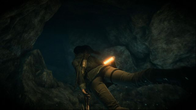 Lara starts exploring a new building, but your main goal is to swim over to the other part of the flooded underground - Rise of the Tomb Raider: Enter the valley, walkthrough - Warming Up - Rise of the Tomb Raider Guide