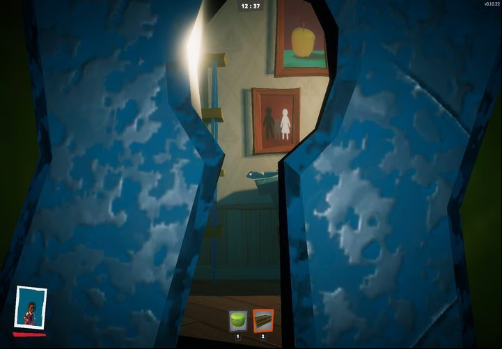 Looking through the keyhole will allow you to learn whether the threat from the neighbor has already ed. - General tips | Secret Neighbor - Basics - Secret Neighbor Guide
