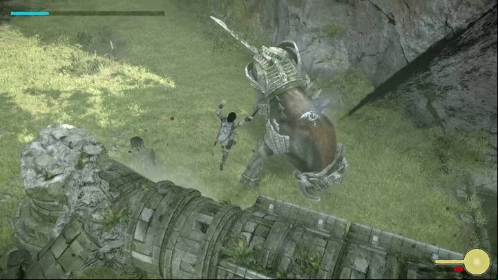 Striking the ruins stuns your enemy - this is your chance - Colossus 14 - Cenobia | Shadow of the Colossus Walkthrough - Walkthrough - Shadow of the Colossus Game Guide