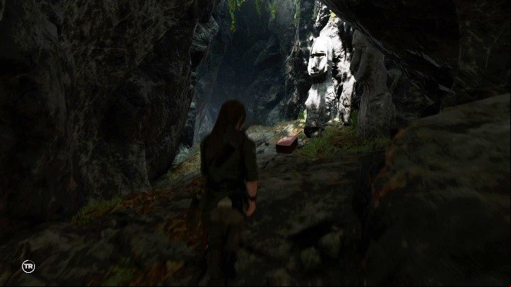 Grave Marker (5) - you can find this relic right after you enter the crypt - Relics, documents and treasure chests in Peruvian Jungle | Secrets in SoTR - Peruvian Jungle - Shadow of the Tomb Raider Game Guide