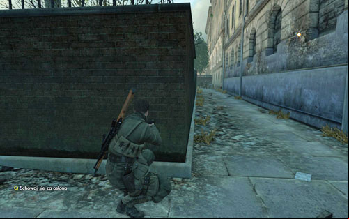 Head out through the hole in the wall and go right - Mission 3 - Kaiser-Friedrich Museum - p. 1 - Walkthrough - Sniper Elite V2 Game Guide & Walkthrough