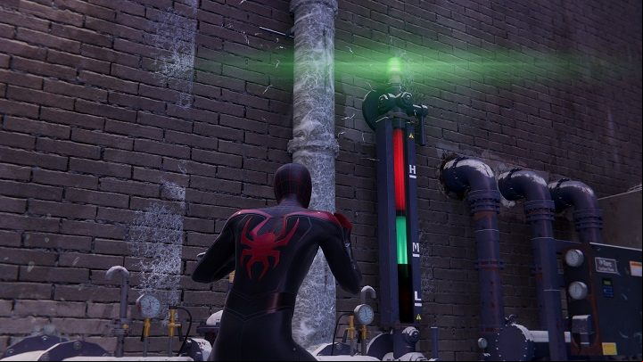 The third valve is on the roof - Spider-Man Miles Morales: Harlem F.E.A.S.T Shut Down - walkthrough - Side missions - Spider-Man Miles Morales Guide