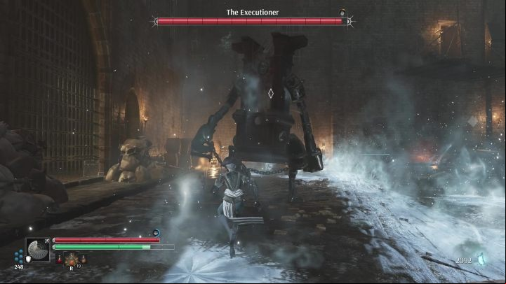 The opponent is able to throw a guillotine - Steelrising: The Executioner - boss, how to beat? - Bastille - Steelrising Guide, Walkthrough