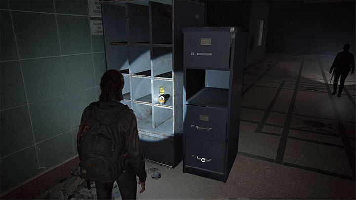 Inside the courthouse, you must defeat a group of infected and then locate the stairs leading to the lower floor - The Last of Us 2: Crafting - list of items - Character development and equipment upgrades - The Last of Us 2 Guide