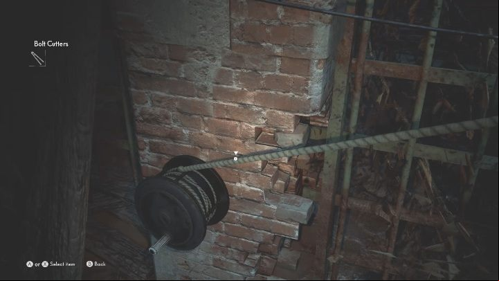 Turn left and approach the rope - The Medium: Ruins - walkthrough - Walkthrough - The Medium Guide