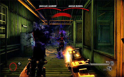 At the end of this chapter you'll have to fight very demanding battle with Amelie and Jean-Luc (this time they won't flee), which takes place in a rather small area on the warehouse floor - Vendettas campaign - hints - p. 2 - Vendettas - The Darkness II - Game Guide and Walkthrough