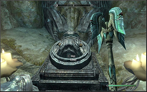 Enter the new chamber and walk to the other end, finding and interactive handle (screen above) - Glory of the Dead - p. 2 - The Companions quests - The Elder Scrolls V: Skyrim Game Guide