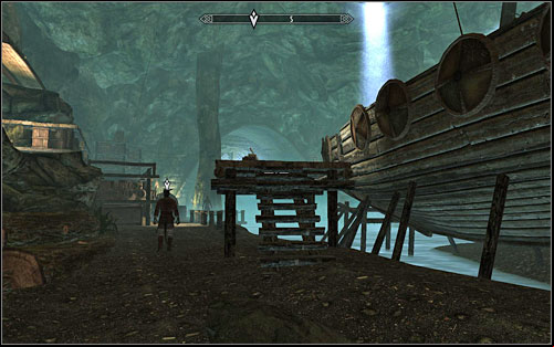 Eventually the Argonian will head inside the Brinewater Grotto - in order to get there, you will need to go past the equipment shelves and wet your boots a bit (follow the lizards footsteps) - Scoundrels Folly - Thieves Guild quests - The Elder Scrolls V: Skyrim Game Guide