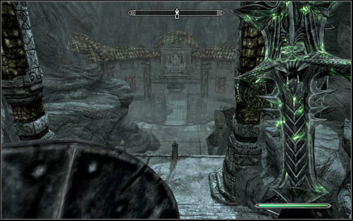Keep heading west, towards the point marked by the game - The Only Cure - p. 2 - Daedric quests - The Elder Scrolls V: Skyrim Game Guide
