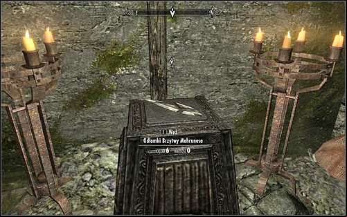 Take a look around the last room of the vaults for a locked chest and afterwards approach the pedestal with the Shards of Mehrunes Razor (screen above) - Pieces of the Past - p. 1 - Daedric quests - The Elder Scrolls V: Skyrim Game Guide