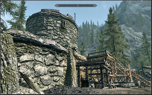 If your character prefers attacking enemy soldiers from a distance, try sneaking into the fort and find a good spot to shoot at them - The Battle for Fort Amol | Imperial Legion Quests - Imperial Legion Quests - The Elder Scrolls V: Skyrim Game Guide