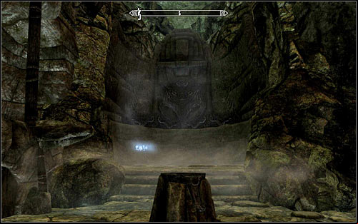 I recommend going north, because there is a Word Wall nearby (the above screen), which teaches a new Word of Power - Slow Time - The Jagged Crown - p.2 | Stormcloak Rebellion Quests - Stormcloak Rebellion Quests - The Elder Scrolls V: Skyrim Game Guide