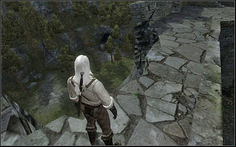Hint 11: Dont worry that you fall off the walls - in The Witcher you cant fall off anything that hasnt been designed this way - Kaer Morhen Courtyard - part 2 | Walkthrough - Prologue - The Witcher Game Guide & Walkthrough