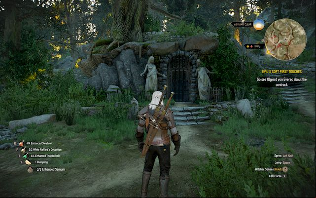 Crypts are always hiding interesting items - in this case a collectors gauntlets - New Moon gear set - Gear Sets - The Witcher 3 Wild Hunt Guide