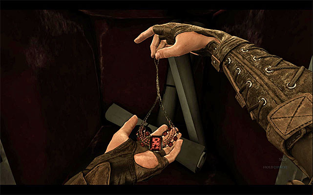 You cannot miss this collectible because opening the safe is a part of the tutorial - Unique Loot - Collectibles - Thief - Game Guide and Walkthrough
